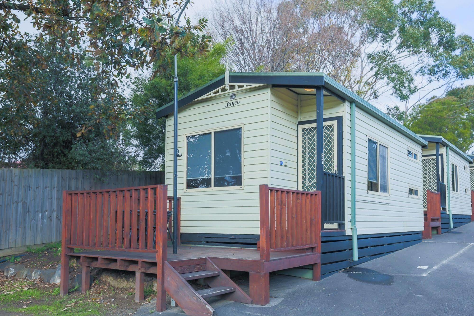 Big4 Melbourne Holiday Park Hotel Exterior photo